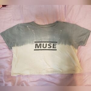 MUSE Split Dye Band T Cropped